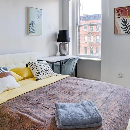 3 Bedroom Cozy Unit In Hells Kitchen New York Exterior photo
